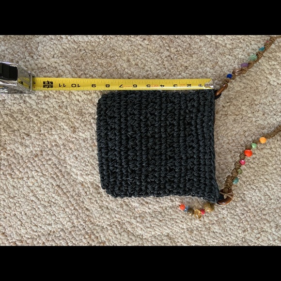 Kelly & Katie Black Woven Crossbody - Picture 3 of 7